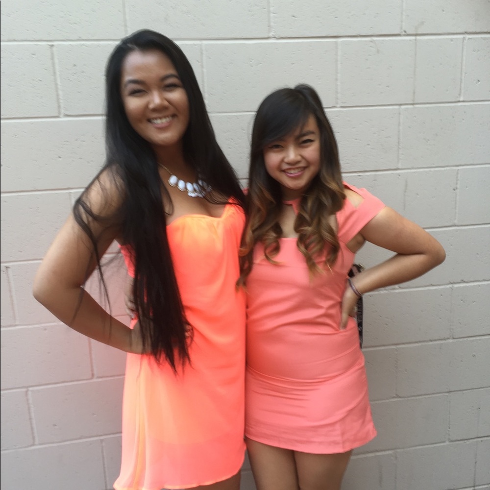 Coral strapless dress Windsor